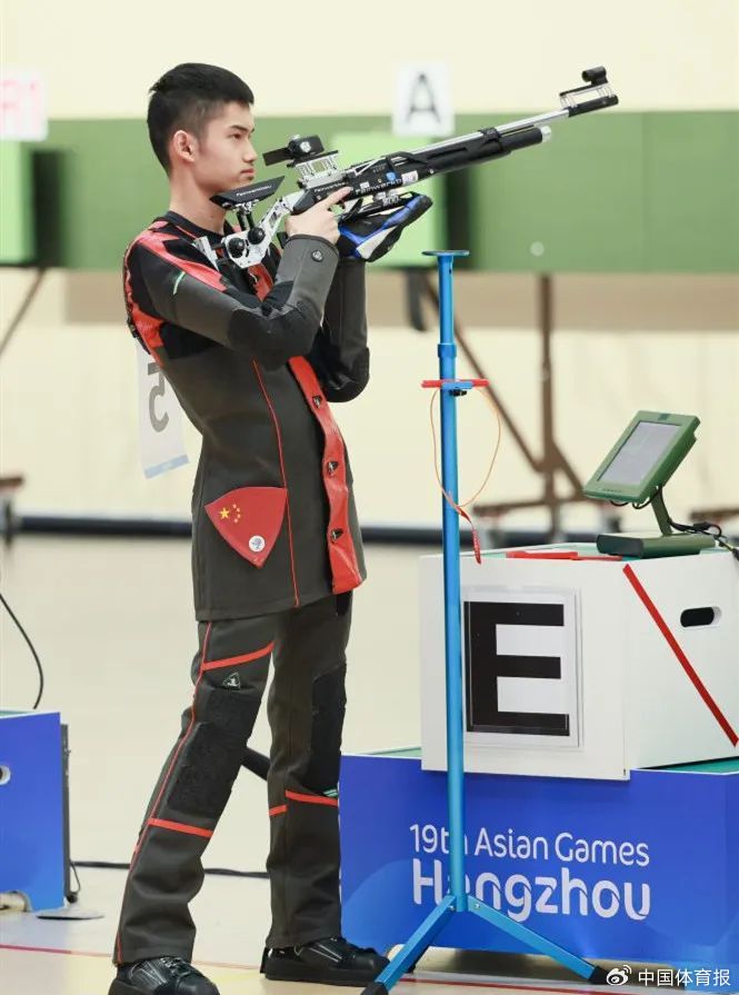 韩国射击选手精湛技艺夺得金牌